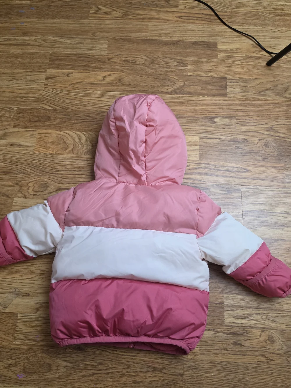 Swiss Tech Girls' Pink Colorblock Hooded Puffer Jacket